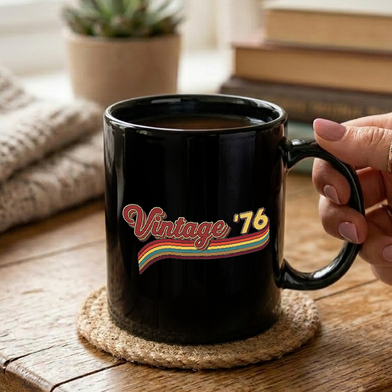 Retro 1976 Vintage Design Mug