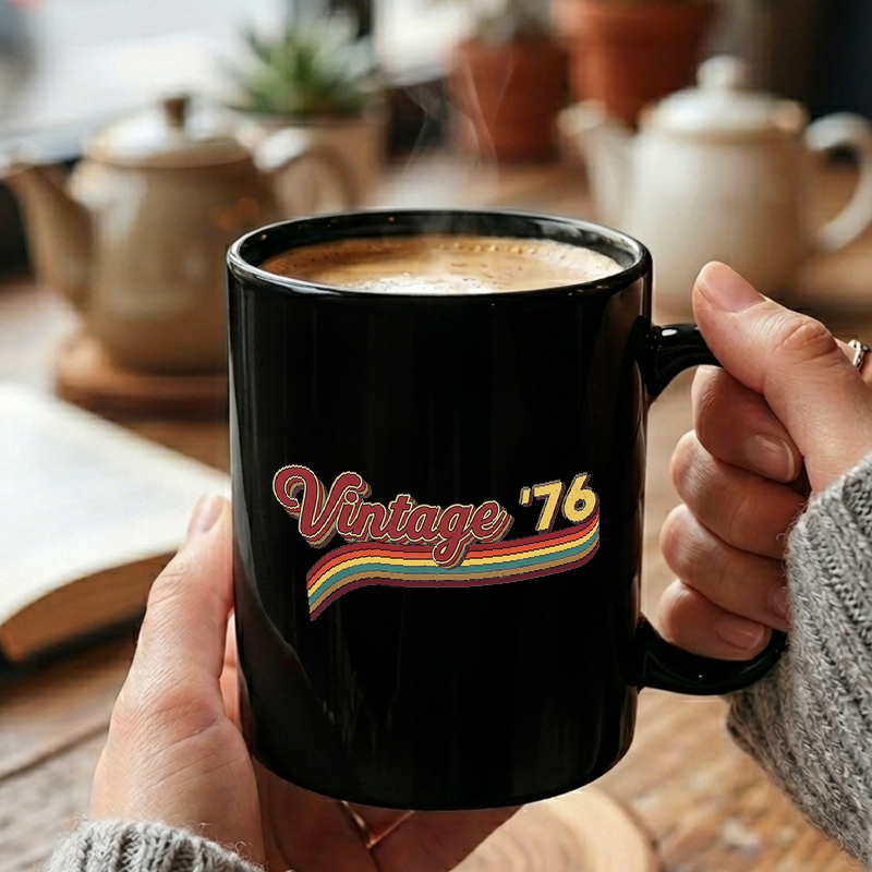 Retro 1976 Vintage Design Mug